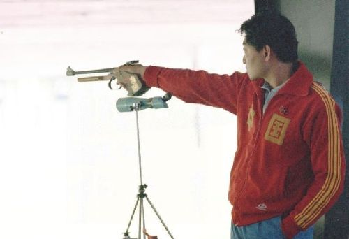 12 pictures review the brilliant achievements of sports in China in the 40 years of reform and opening up.